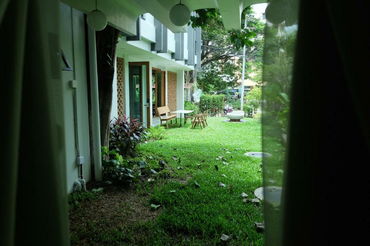 The Locals Chiang Mai Hotel Exterior photo